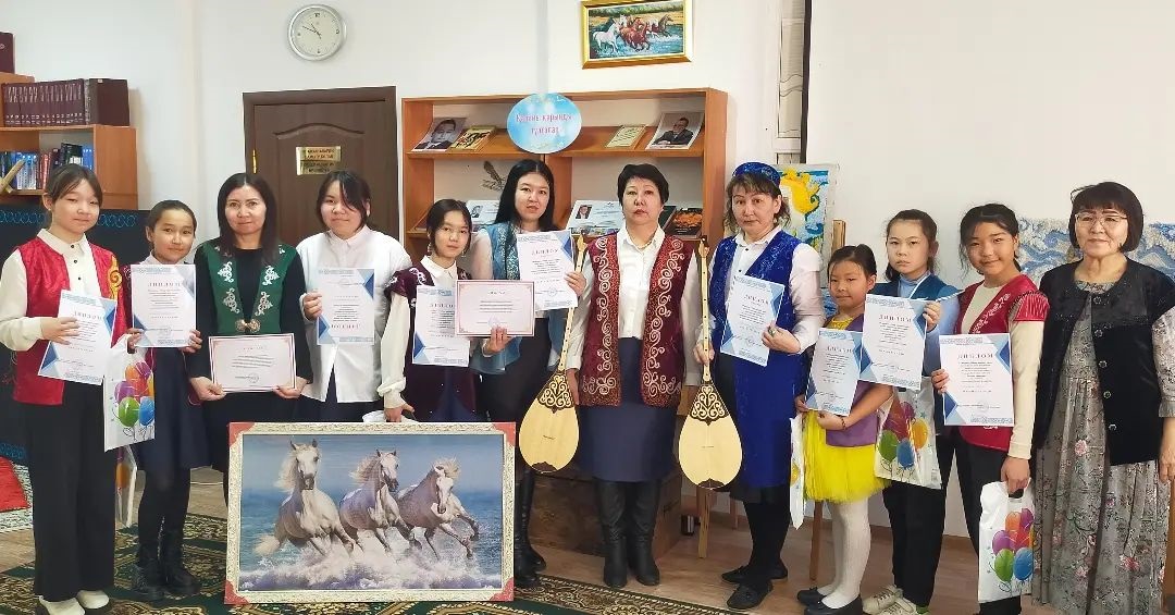 "Қазақ халқының қол өнері" оқушылар арасында сайыс