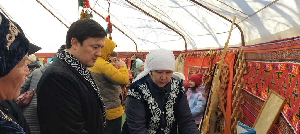 "Киіз үй-қазақ халқының төл баспанасы" жылжымалы көрме